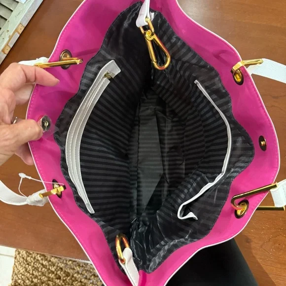 New St.John large nylon Tote/Purse hot pink - Picture 9 of 12